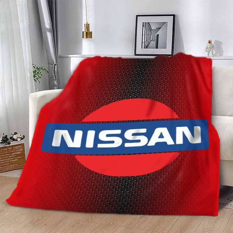 Червоний  Nissan